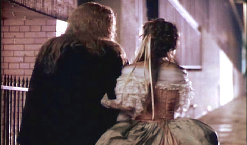 Vincent and Catherine, going out on the town (Masques)